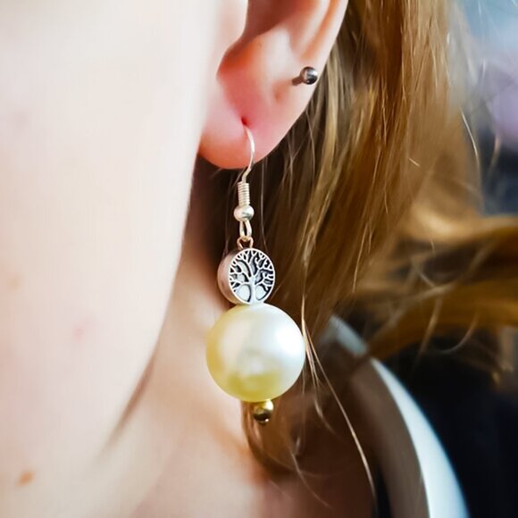 Handmade Pearl Tree of Life Dangle Earrings - Picture 3 of 5
